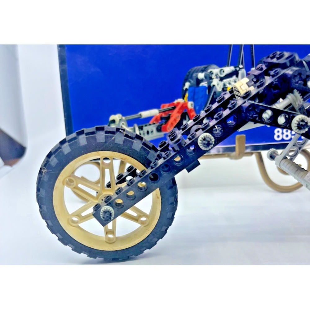 Vintage 1993 LegoTechnique Street Chopper,100% complete,384 pieces,box,instructi - Picture 6 of 16